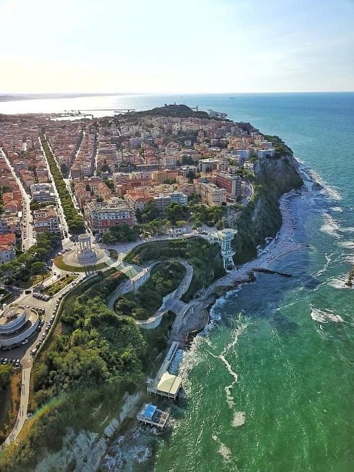 Апартаменти Civico11 Анкона Екстер'єр фото
